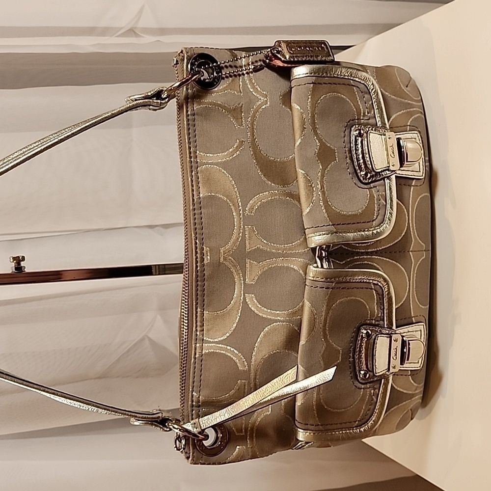 Coach Poppy Signature C Canvas Shoulder/Crossbody #18980